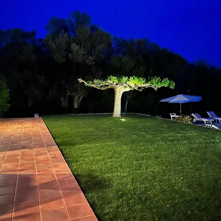 Villa Avec Piscine Privee Sur Jardin Clos De 3000m2
