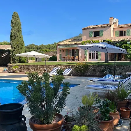 Avec Piscine Privée Sur Jardin Clos De 3000m2 *